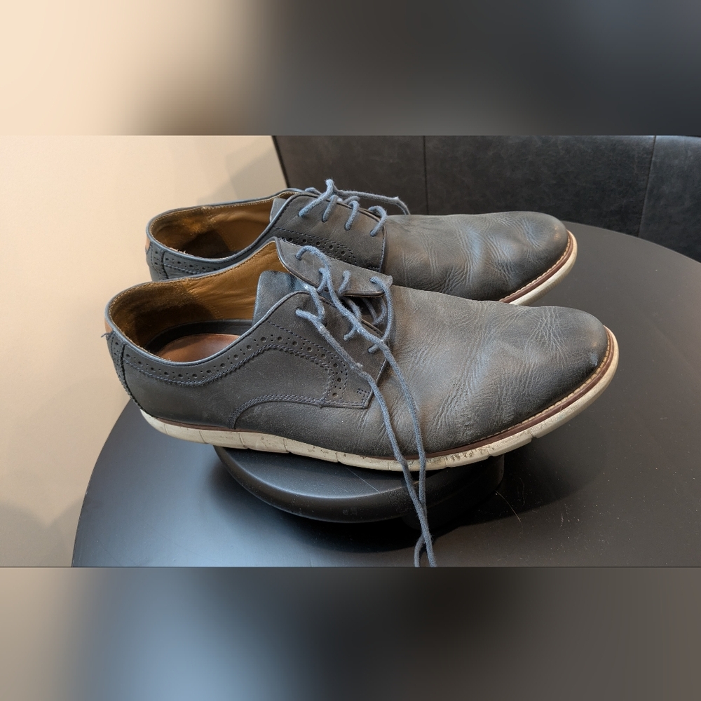 Men's Classic Gray Leather Shoes